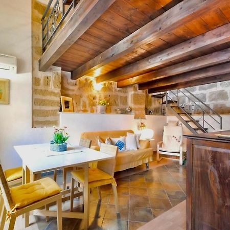 Alghero Old Town Apartment Steps To Sea And Scenic Ramparts Exteriér fotografie