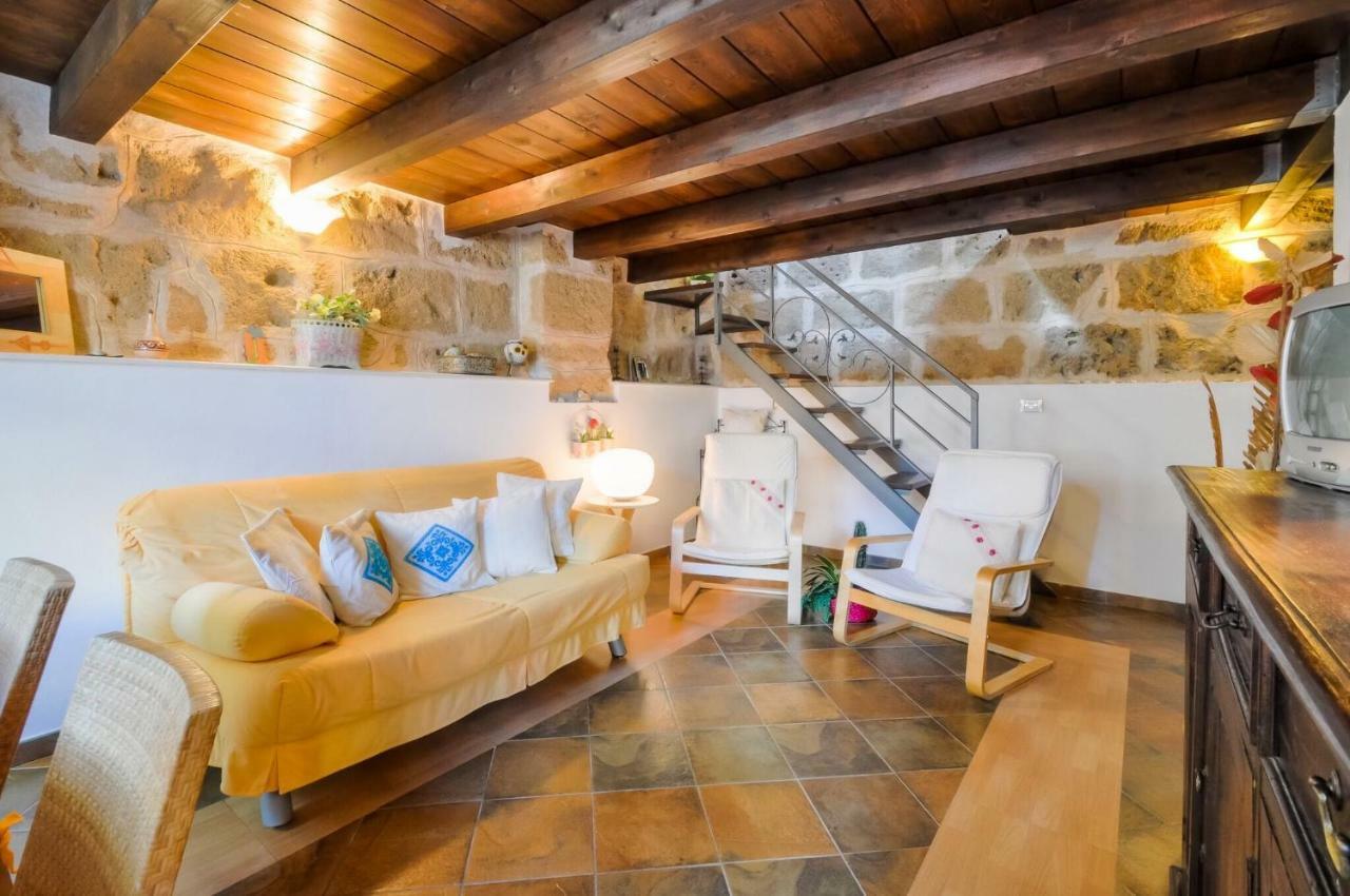 Alghero Old Town Apartment Steps To Sea And Scenic Ramparts Exteriér fotografie