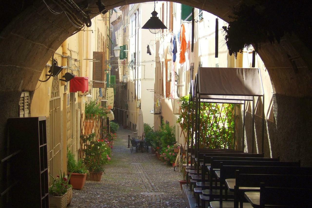 Alghero Old Town Apartment Steps To Sea And Scenic Ramparts Exteriér fotografie